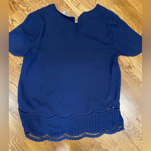 Daniel Rainn Navy Blouse Size Small - Picture 4 of 5